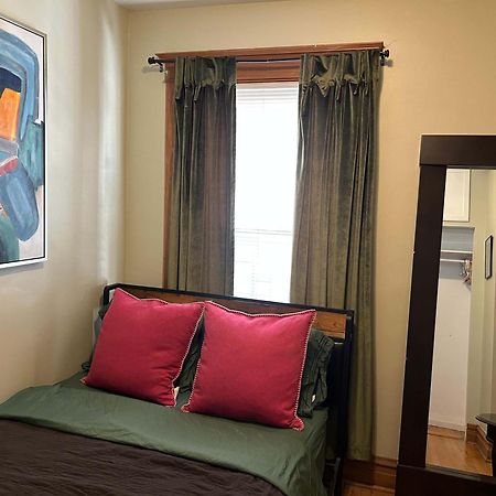 Green Room In Dorothys Bnb Chicago Dış mekan fotoğraf